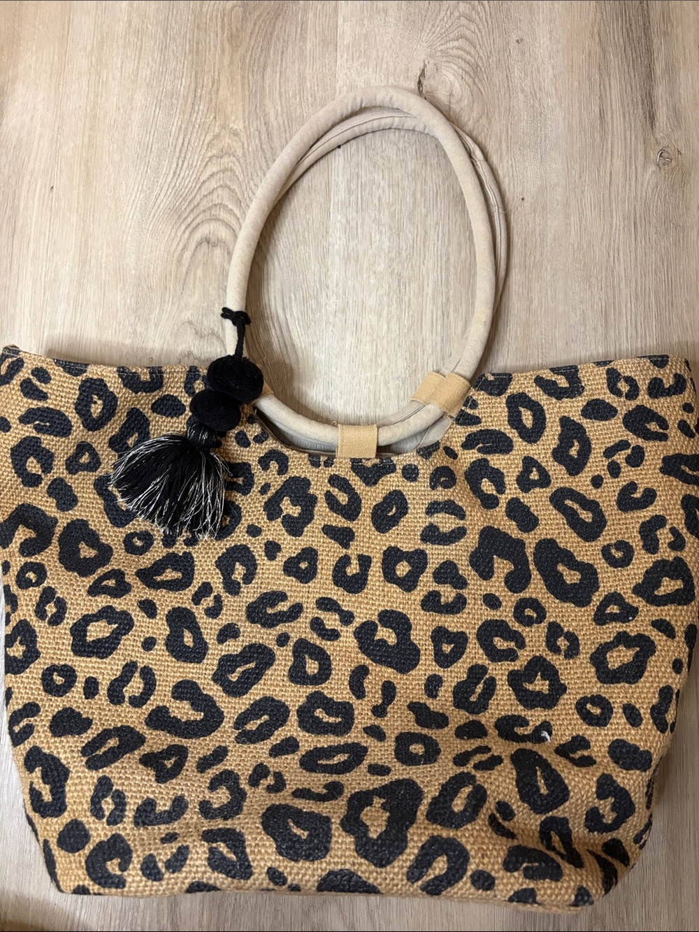America & Beyond Leopard Jute Tote Bag With Tassel beach vacation travel cruise - Picture 2 of 13